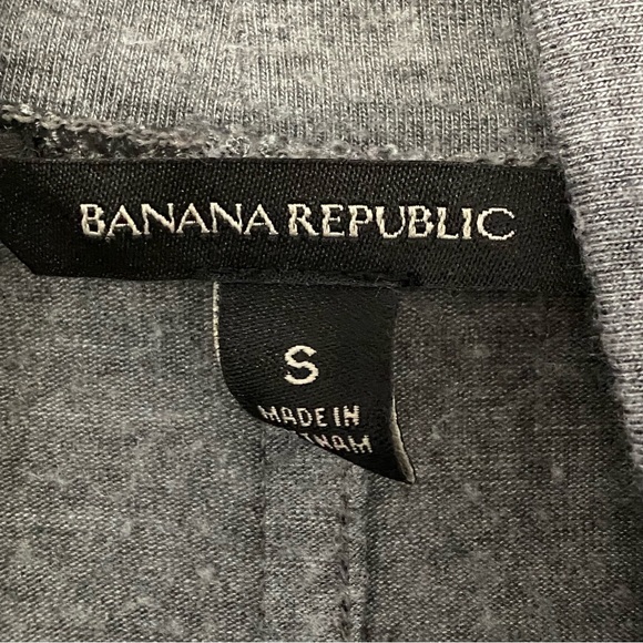 Banana Republic Turtleneck - Picture 3 of 4